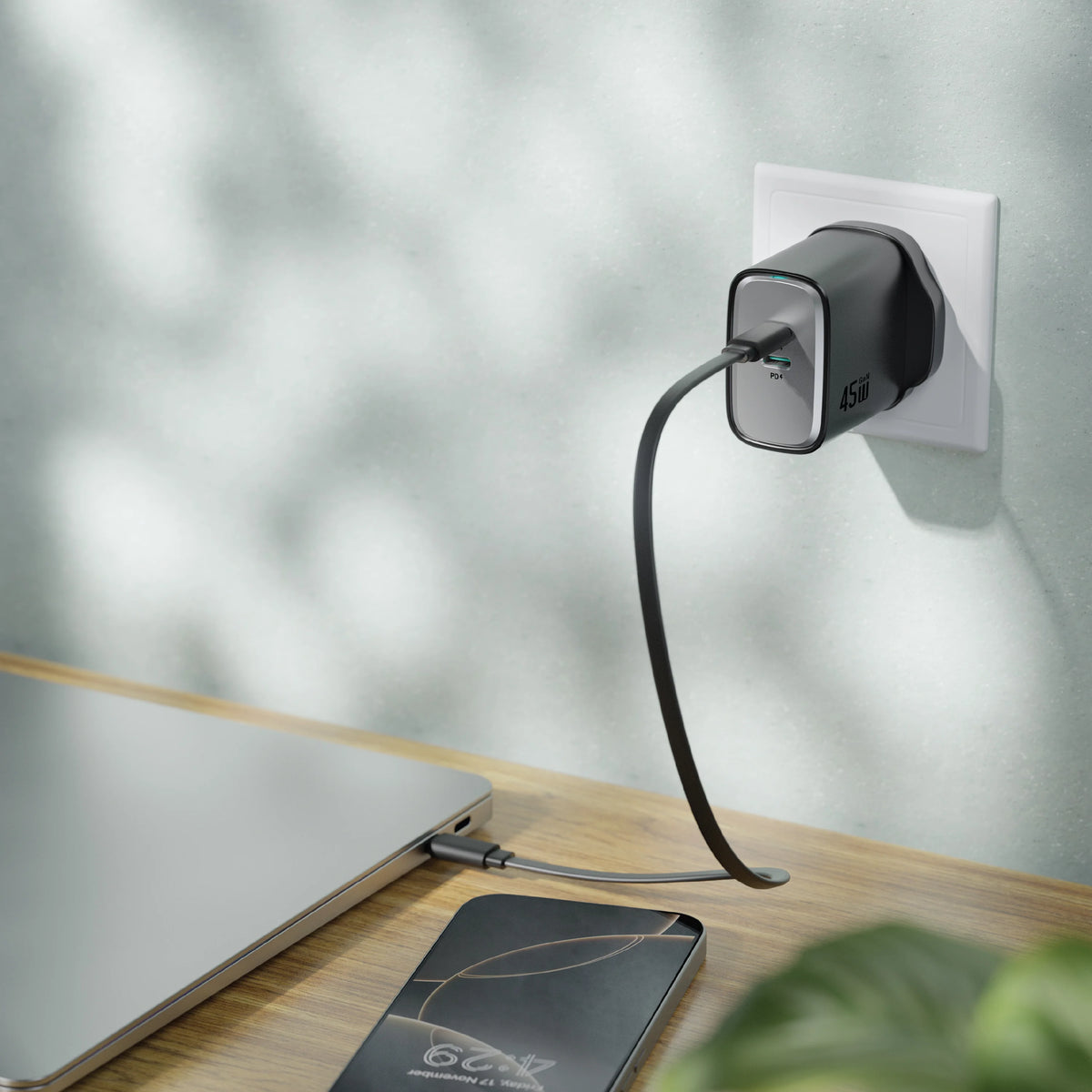 Green Lion Supra 45 WUK Ga NWall Charger 2 USB-C Ports - Black – image 2
