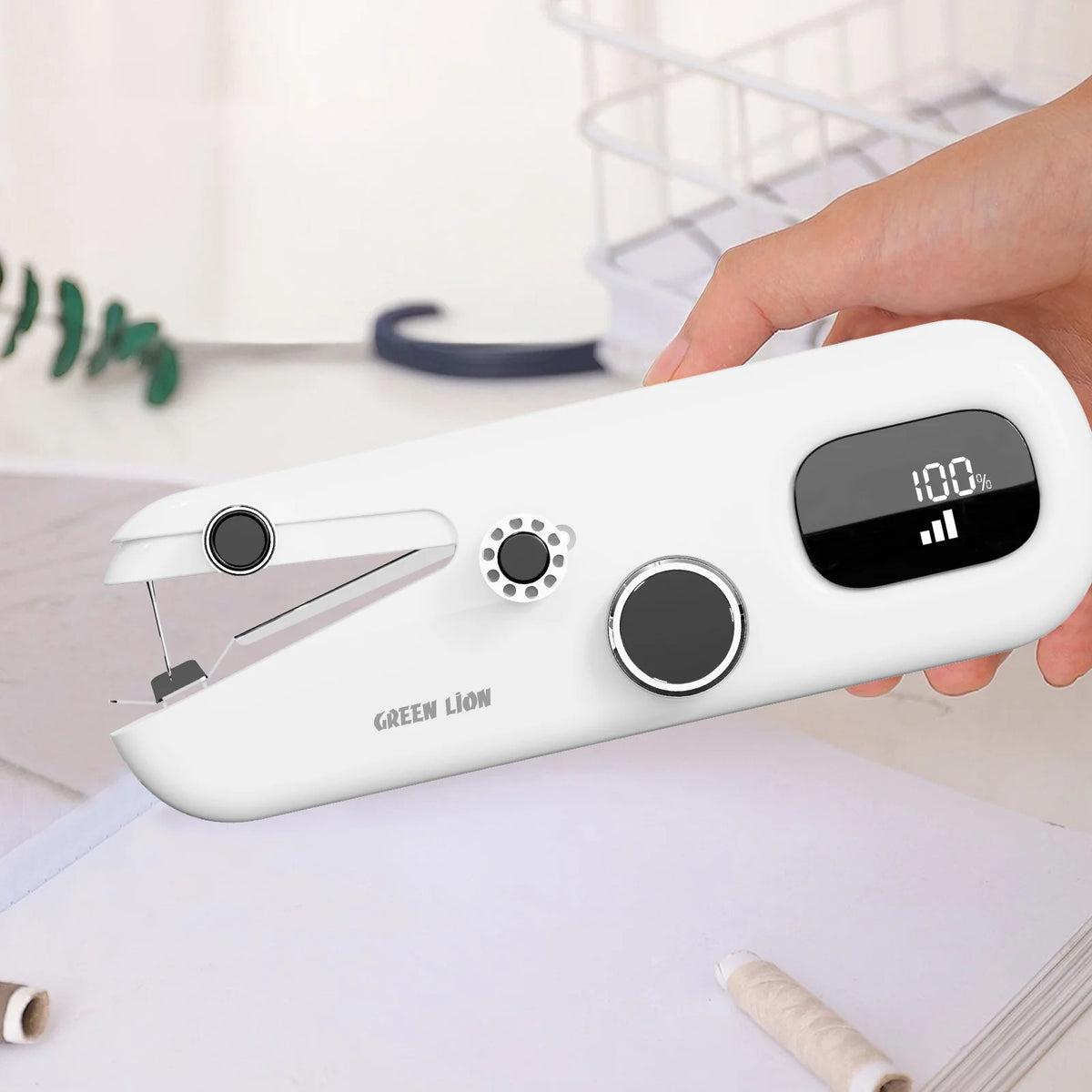 Green Lion Handheld Sewing Machine Portable 2000mAh – image 2