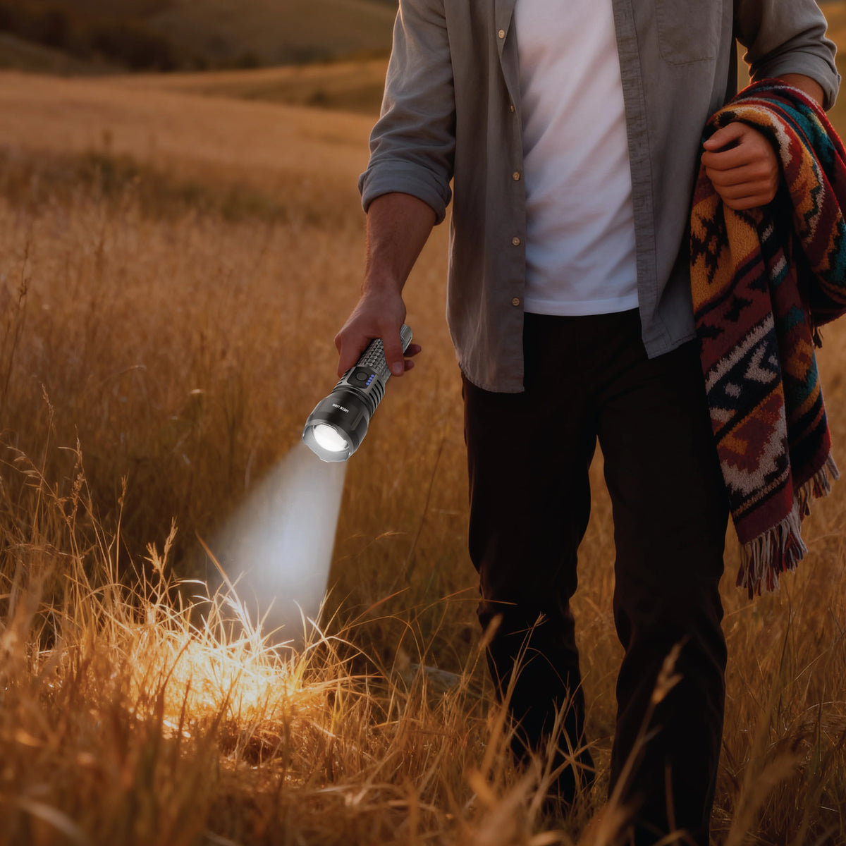 Green Lion Hunter Portable LED Torch Grey – image 2