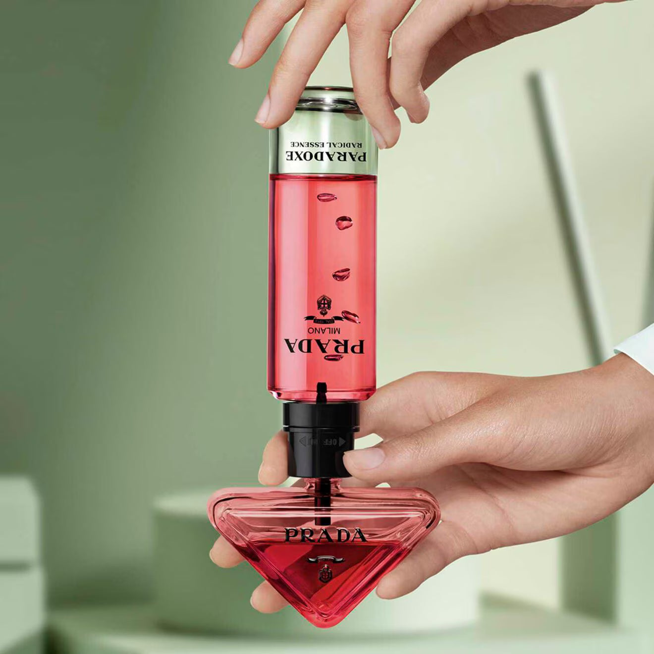 Prada Paradoxe Radical Essence