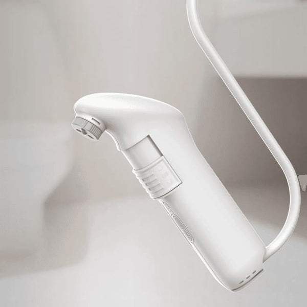 Green Lion Portable Travel Bidet Pro With Tank - White