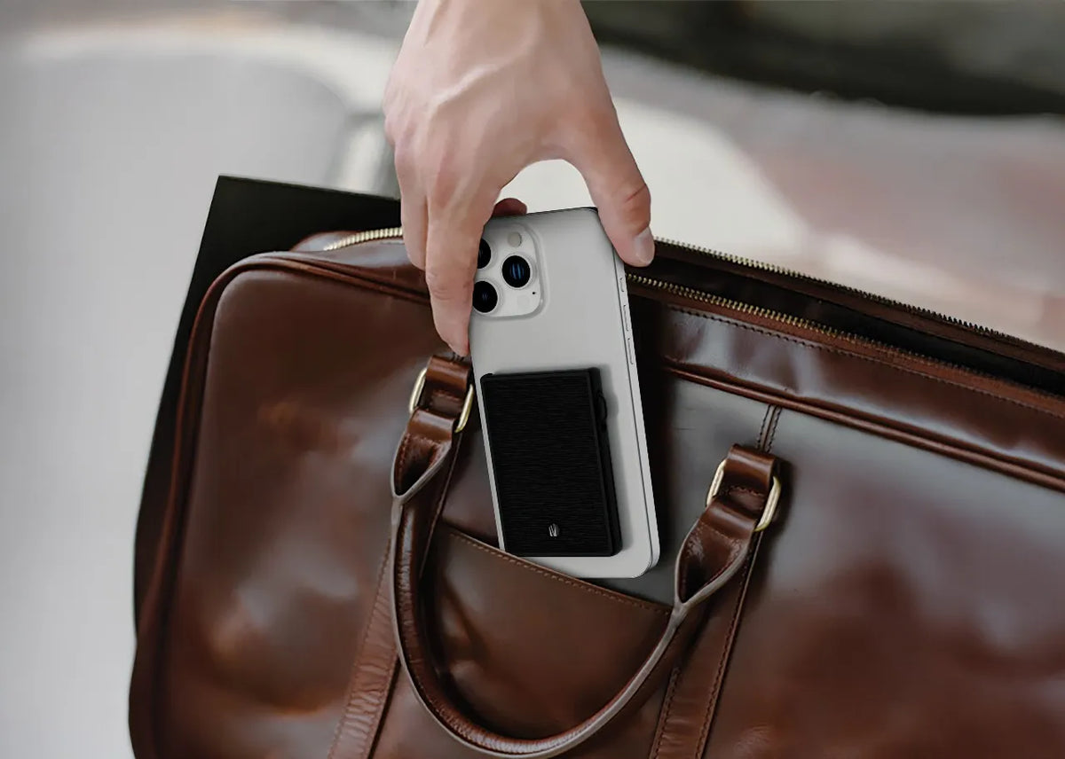 حامل بطاقات ليفيلو Lusso متوافق مع MagSafe – أسود – تفاصيل المنتج والعبوة