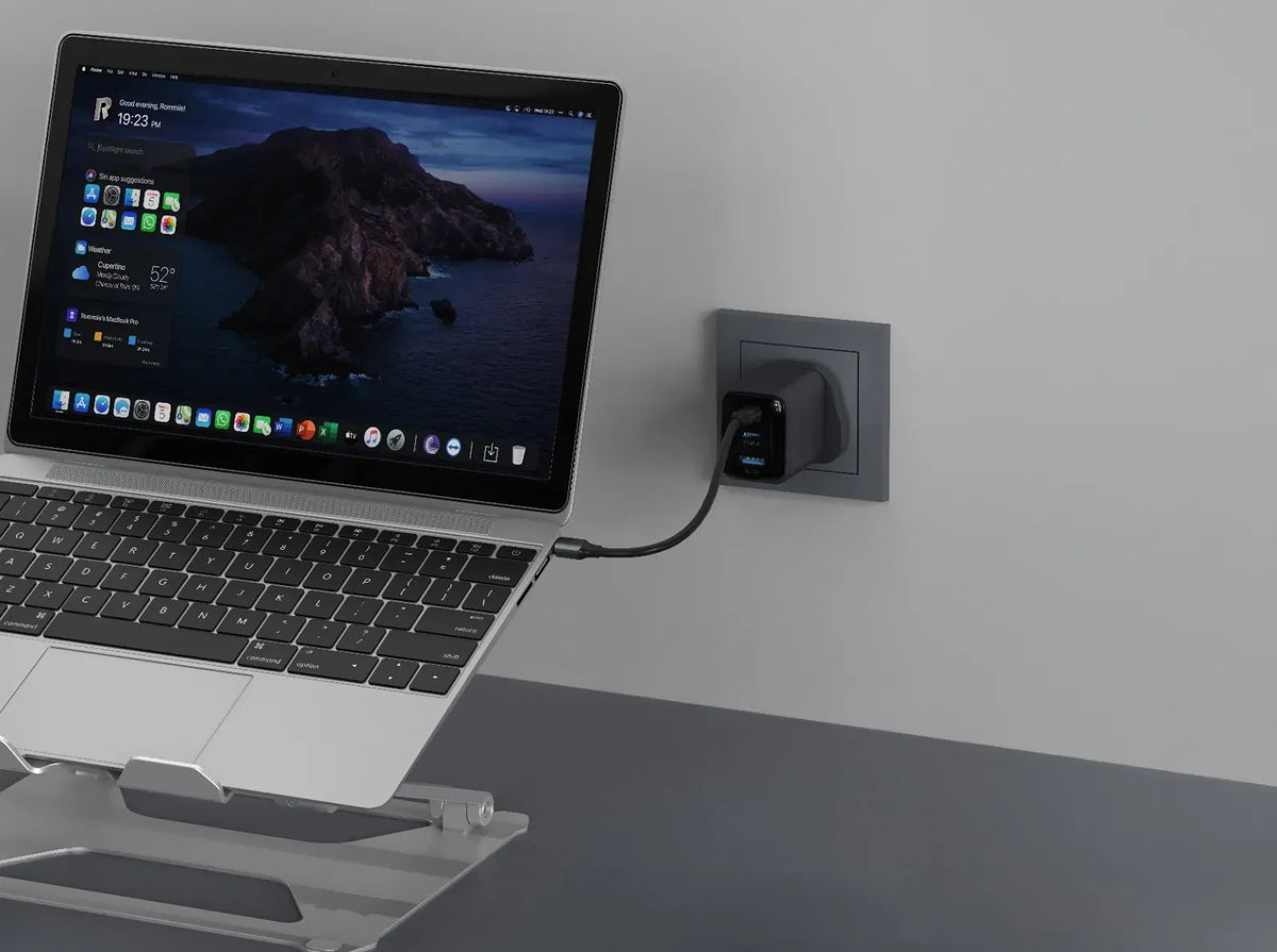 Powerology Volt X 67w Multi Port Gan Wall Charger Black – image 2