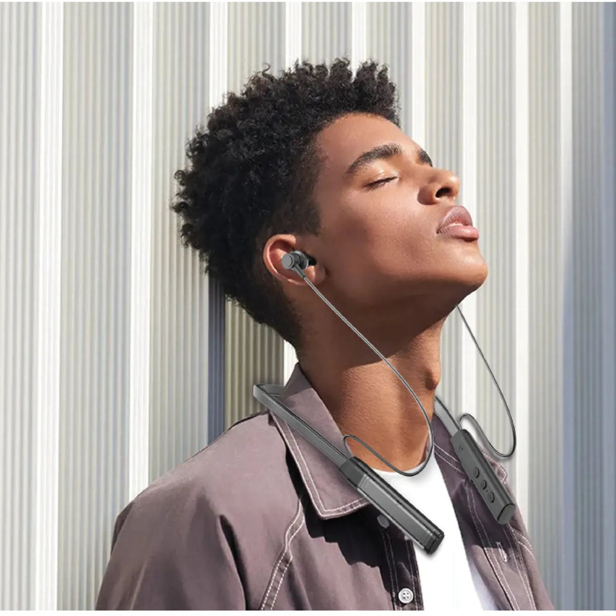 Green Lion Veria Wireless Neckband - Black – image 4