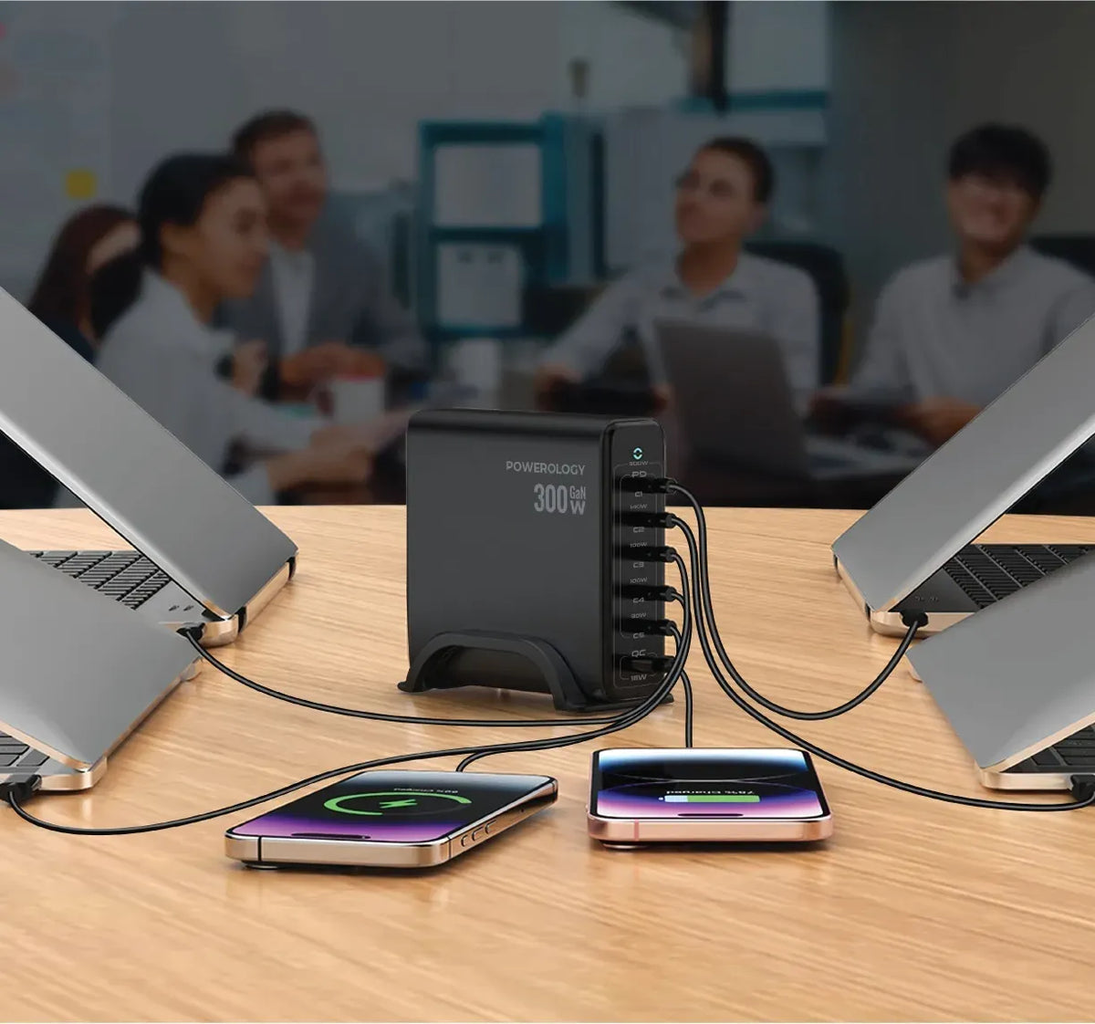 Powerology Volt X Gan 300w Smart Desktop Charger Black – image 3
