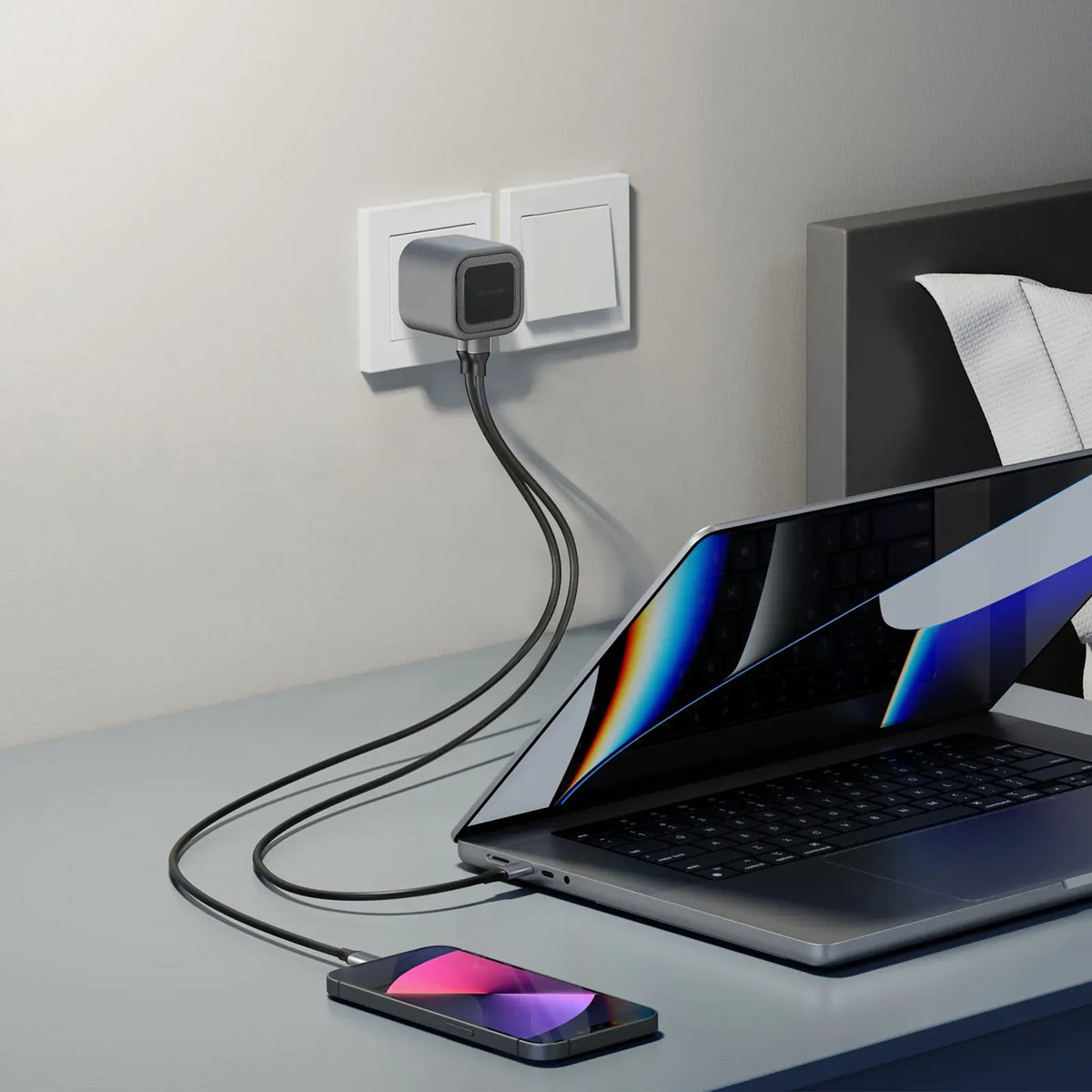Green Lion Premium Series UKPlug Wall Charger-2 Port, PD 35 W,Cto CCable - Gray – image 2