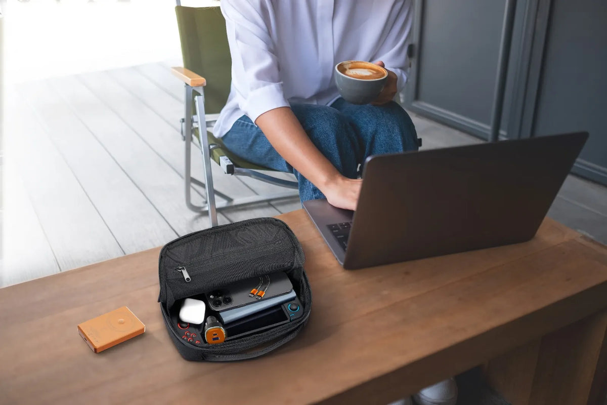 Powerology Nirvano 5 in 1 Power Travel Kit Black Orange – image 1