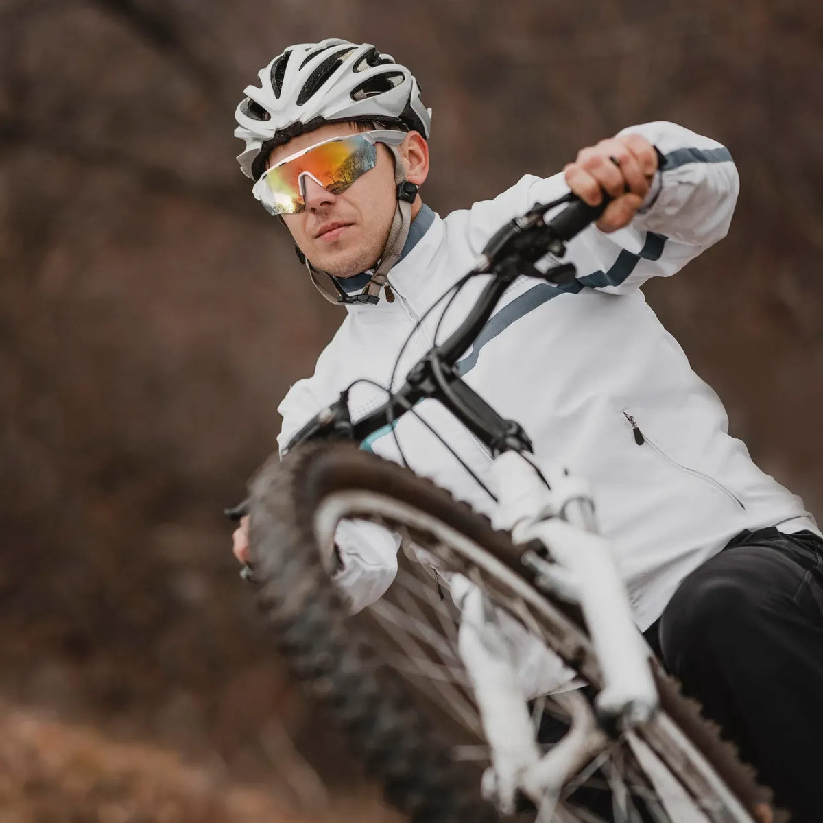 Green Lion Adventure Smart Sports Eyewear - White – image 4