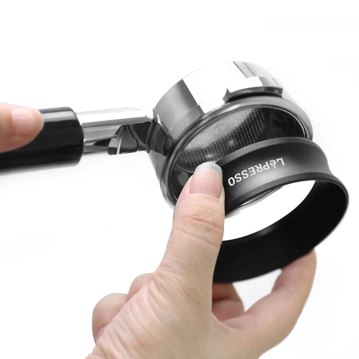 LePresso Magnetic 58mm Dosing Ring Black – image 3