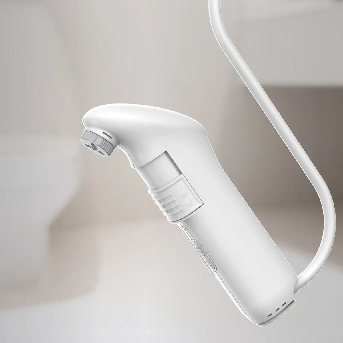 Green Lion Portable Travel Bidet Prowith Tank - White – image 4