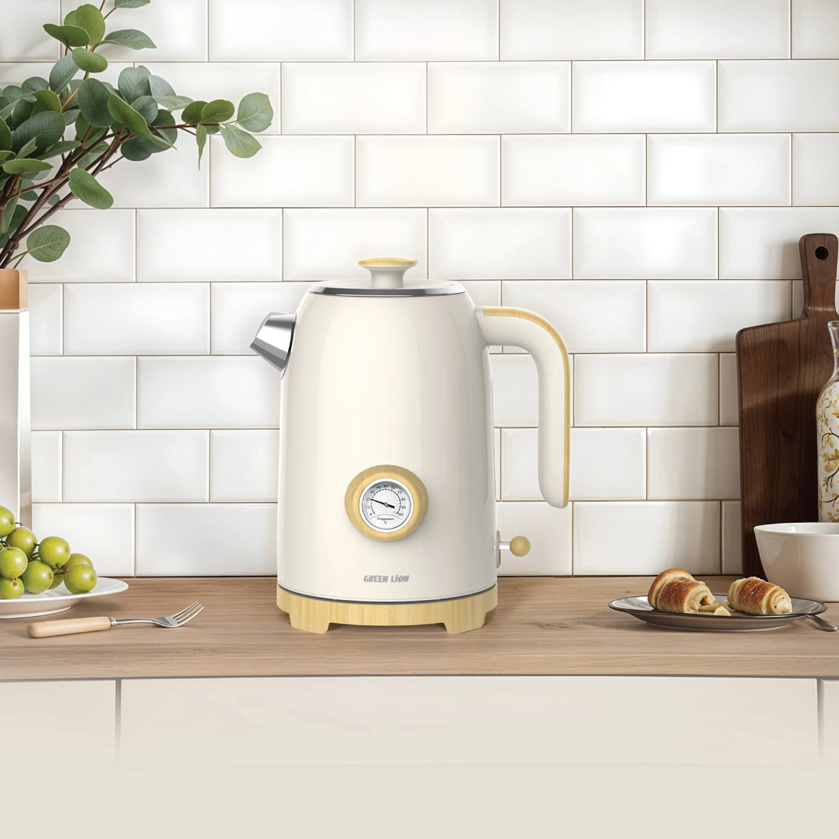 Green Lion Classic Kettle 1.7 L 2200 W - Beige – image 3
